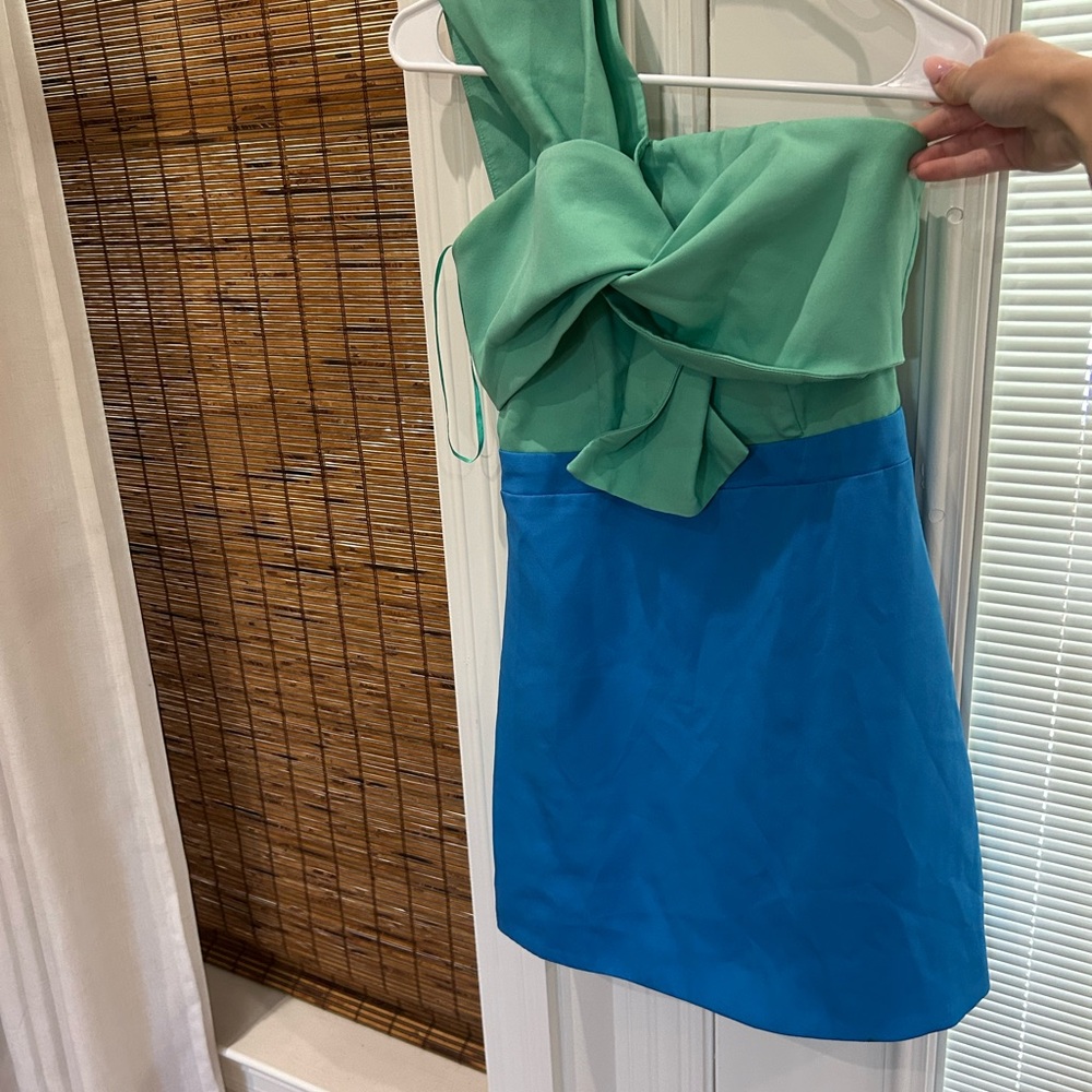 PANT’S STORE Green and Blue One Shoulder Dress